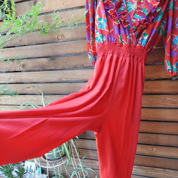 Red Hot Super Flattering Susan Tudor Vintage Jumpsuit Compliment City - Picture 10 of 16
